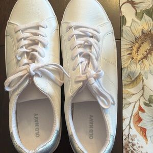 Faux leather sneakers for women